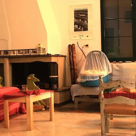 The White Rabbit Vandrerhjem Ormília